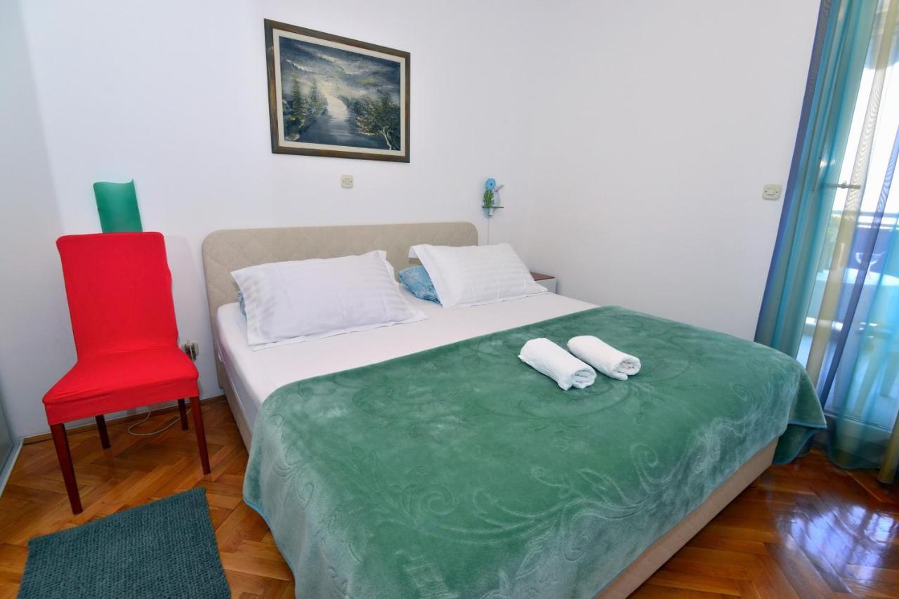 One Bedroom Apartment Terrace Parking Split Exterior foto